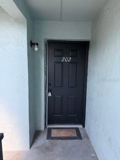 14413 AMERICANA Circle, Tampa, FL, 33613 — photo 2