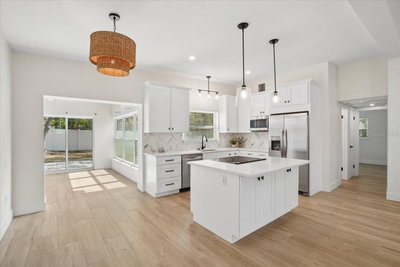 6765 FLAMINGO Way, St Petersburg, FL, 33707 — photo 2