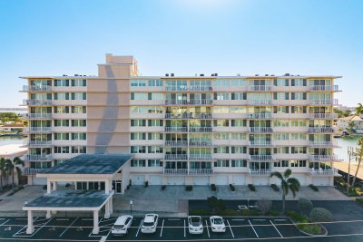 223 ISLAND Way, Clearwater Beach, FL, 33767 — photo 2