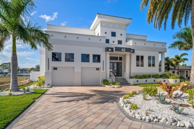 42 MIDWAY Island, Clearwater Beach, FL, 33767 — photo 2