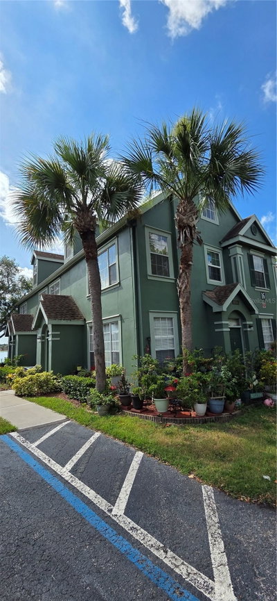 9306 LAKE CHASE ISLAND Way, Tampa, FL, 33626 — photo 2