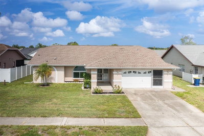 4515 COUNTY BREEZE Drive, New Port Richey, FL, 34653 — photo 2