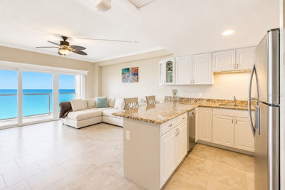 880 MANDALAY Avenue, Clearwater Beach, FL, 33767 — photo 2