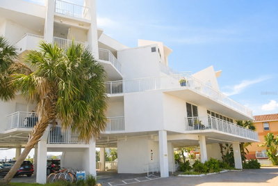 10091 GULF Boulevard, Treasure Island, FL, 33706 — photo 2