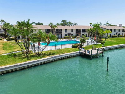 505 PLAZA SEVILLE Court, Treasure Island, FL, 33706 — photo 2