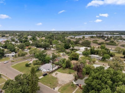 3963 NEPTUNE Drive, St Petersburg, FL, 33705 — photo 2
