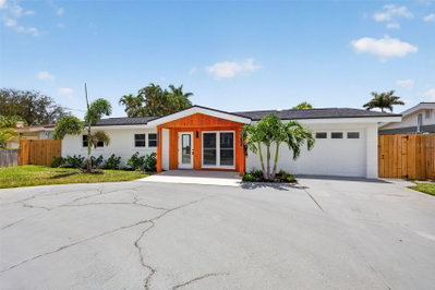 1524 CARSON Circle, St Petersburg, FL, 33703 — photo 2