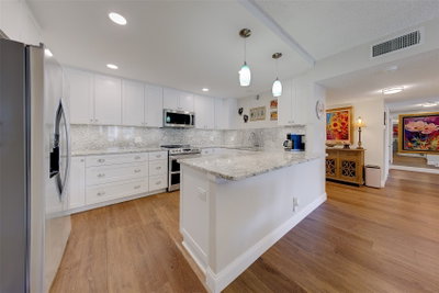 1460 GULF Boulevard, Clearwater, FL, 33767 — photo 2