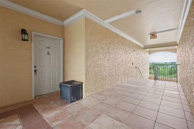 4306 BAYSIDE VILLAGE Drive, Tampa, FL, 33615 — photo 2