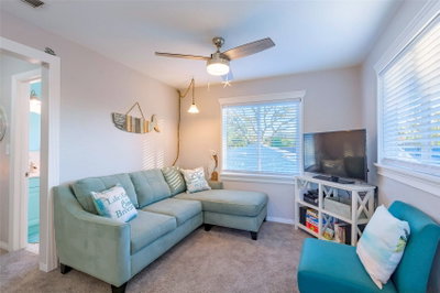 2035 28TH Avenue, St Petersburg, FL, 33713 — photo 2