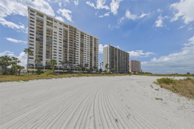 1270 GULF Boulevard, Clearwater Beach, FL, 33767 — photo 2