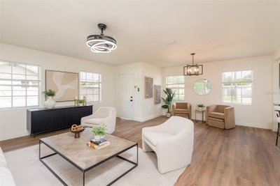 2421 LINSEY Street, Tampa, FL, 33605 — photo 2