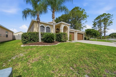 5553 BRADDOCK Drive, Zephyrhills, FL, 33541 — photo 2