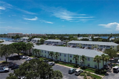 5111 COQUINA KEY Drive, St Petersburg, FL, 33705 — photo 2