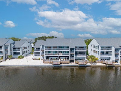 817 B BAHIA DEL SOL Drive, Ruskin, FL, 33570 — photo 2