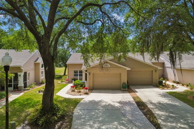 5213 LOCHMEAD Terrace, Zephyrhills, FL, 33541 — photo 2