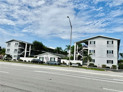 4050 4TH Street, St Petersburg, FL, 33703 — photo 2