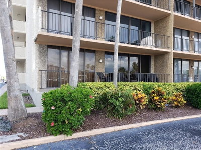 5396 GULF Boulevard, St Pete Beach, FL, 33706 — photo 2