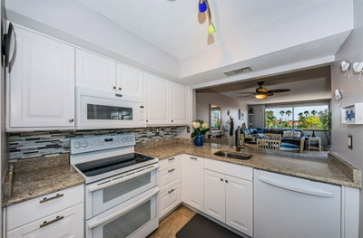 6295 BAHIA DEL MAR Circle, St Petersburg, FL, 33715 — photo 2