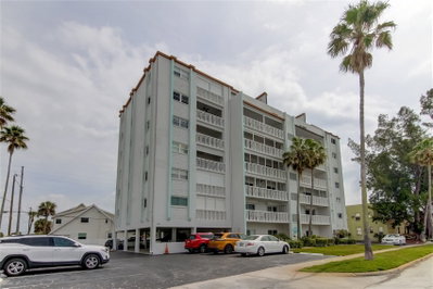 403 GULF Way, St Pete Beach, FL, 33706 — photo 2