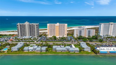 1270 GULF Boulevard, Clearwater, FL, 33767 — photo 2