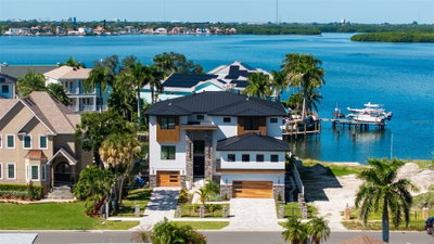 2121 BAYOU GRANDE Boulevard, St Petersburg, FL, 33703 — photo 2