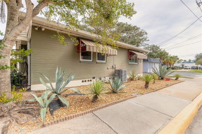 555 BALLOUGH Road, Daytona Beach, FL, 32114 — photo 2