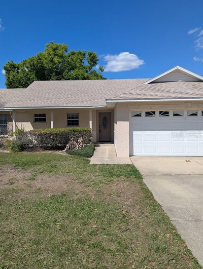 108 TWIN LAKE Circle, Umatilla, FL, 32784 — photo 2