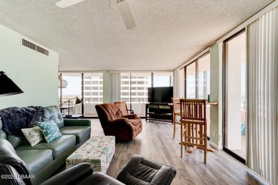 2828 ATLANTIC Avenue, Daytona Beach, FL, 32118 — photo 2