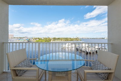 533 MARINA POINT Drive, Daytona Beach, FL, 32114 — photo 2