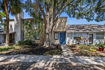 4712 STONEPOINTE Place, Tampa, FL, 33634 — photo 2