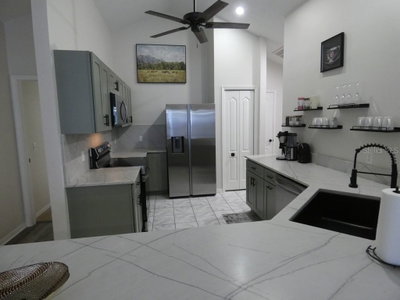 6534 FOXMOOR Drive, Zephyrhills, FL, 33542 — photo 2