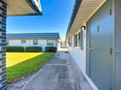 1811 BEDFORD Lane, Sun City Center, FL, 33573 — photo 2