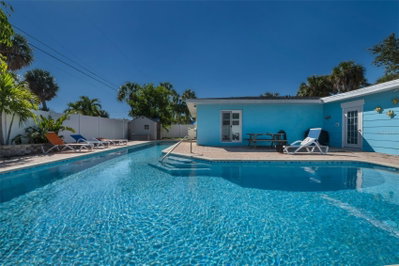 424 88TH Avenue, St Pete Beach, FL, 33706 — photo 2