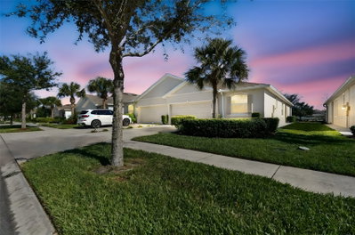 7852 TIMBERVIEW Loop, Wesley Chapel, FL, 33545 — photo 2
