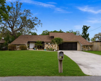 6231 WAYSIDE Court, Spring Hill, FL, 34606 — photo 2