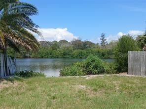 6981 EDGEWATER Drive, New Port Richey, FL, 34652 — photo 2