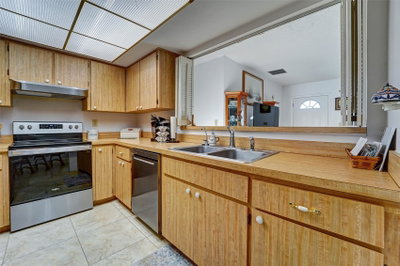 11340 DOLLAR LAKE Drive, Port Richey, FL, 34668 — photo 2