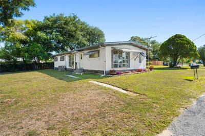 10220 WELLINGTON Avenue, Dade City, FL, 33525 — photo 2