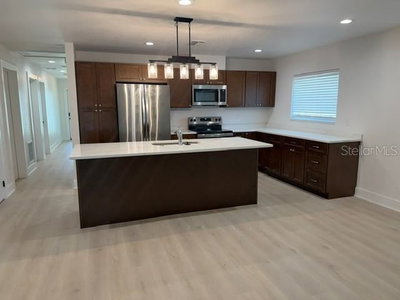 1405 40TH Street, St Petersburg, FL, 33711 — photo 2