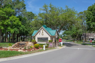 10029 BROOKDALE Drive, New Port Richey, FL, 34655 — photo 2