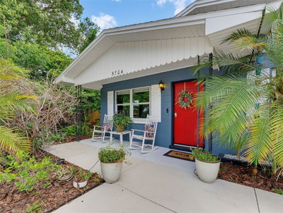 5704 13TH Street, Zephyrhills, FL, 33542 — photo 2
