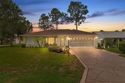 7196 CROWN OAKS Drive, Spring Hill, FL, 34606 — photo 2