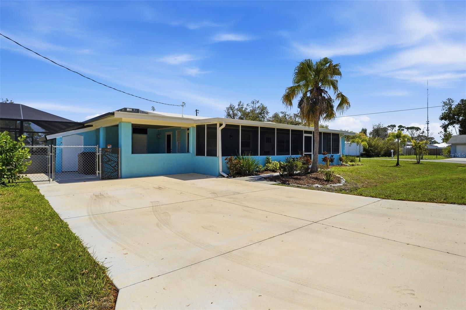 2400 Pine CT