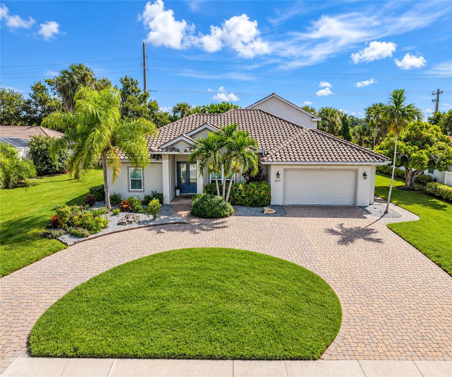 1417 Landview Ln