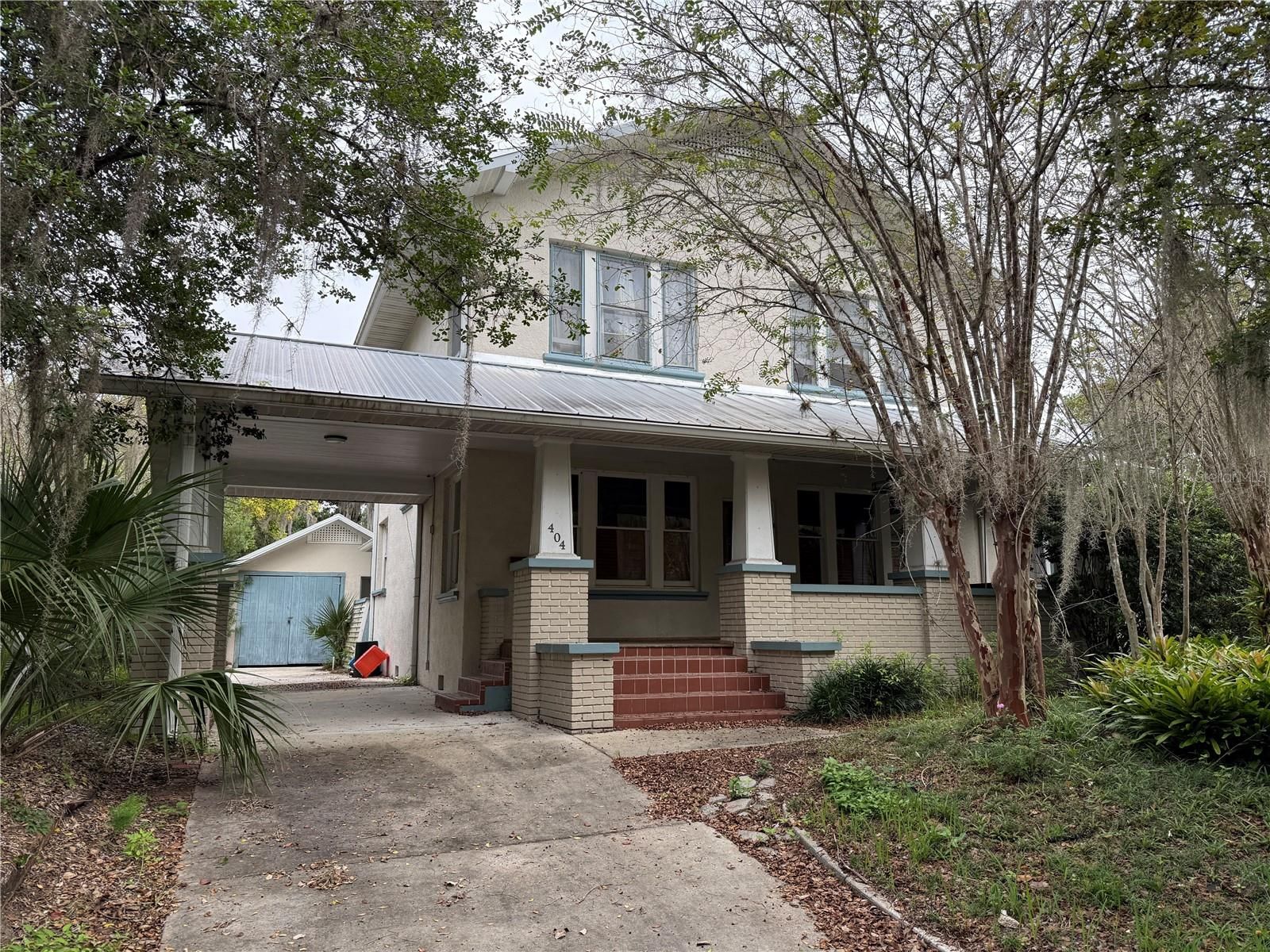 404 NE 10th Ave