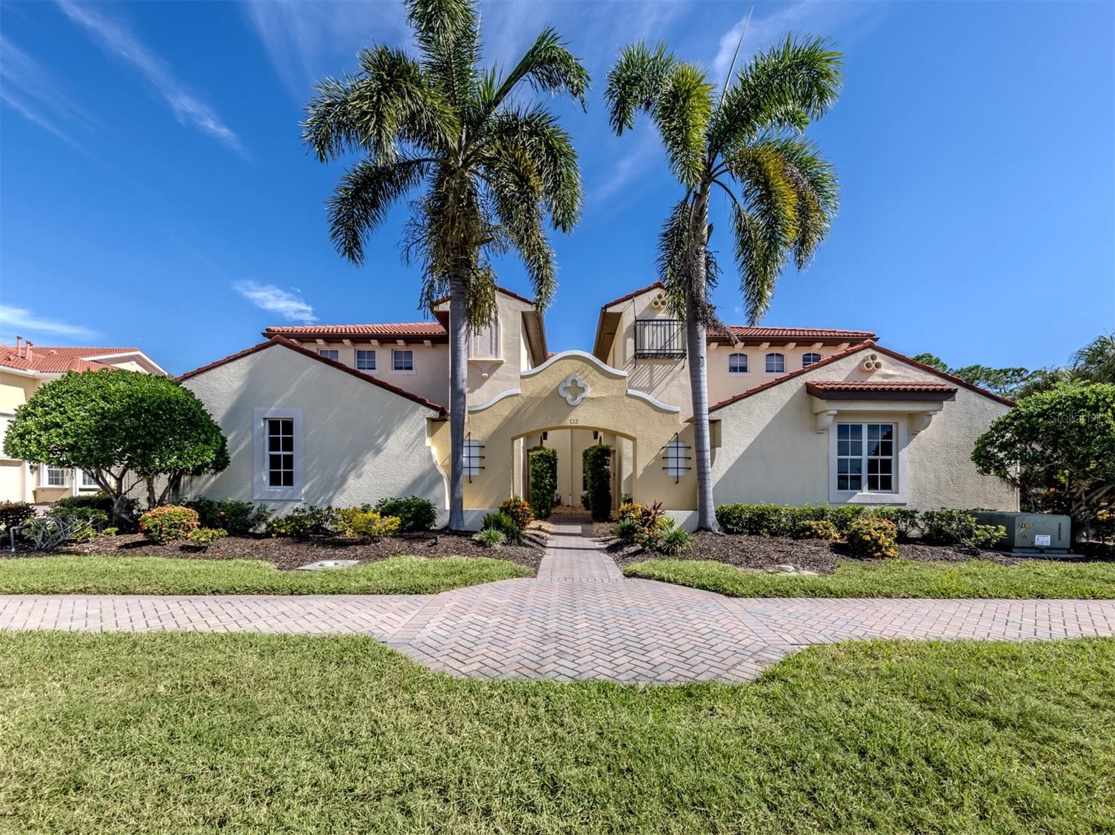 122 Bella Vista Ter #8A