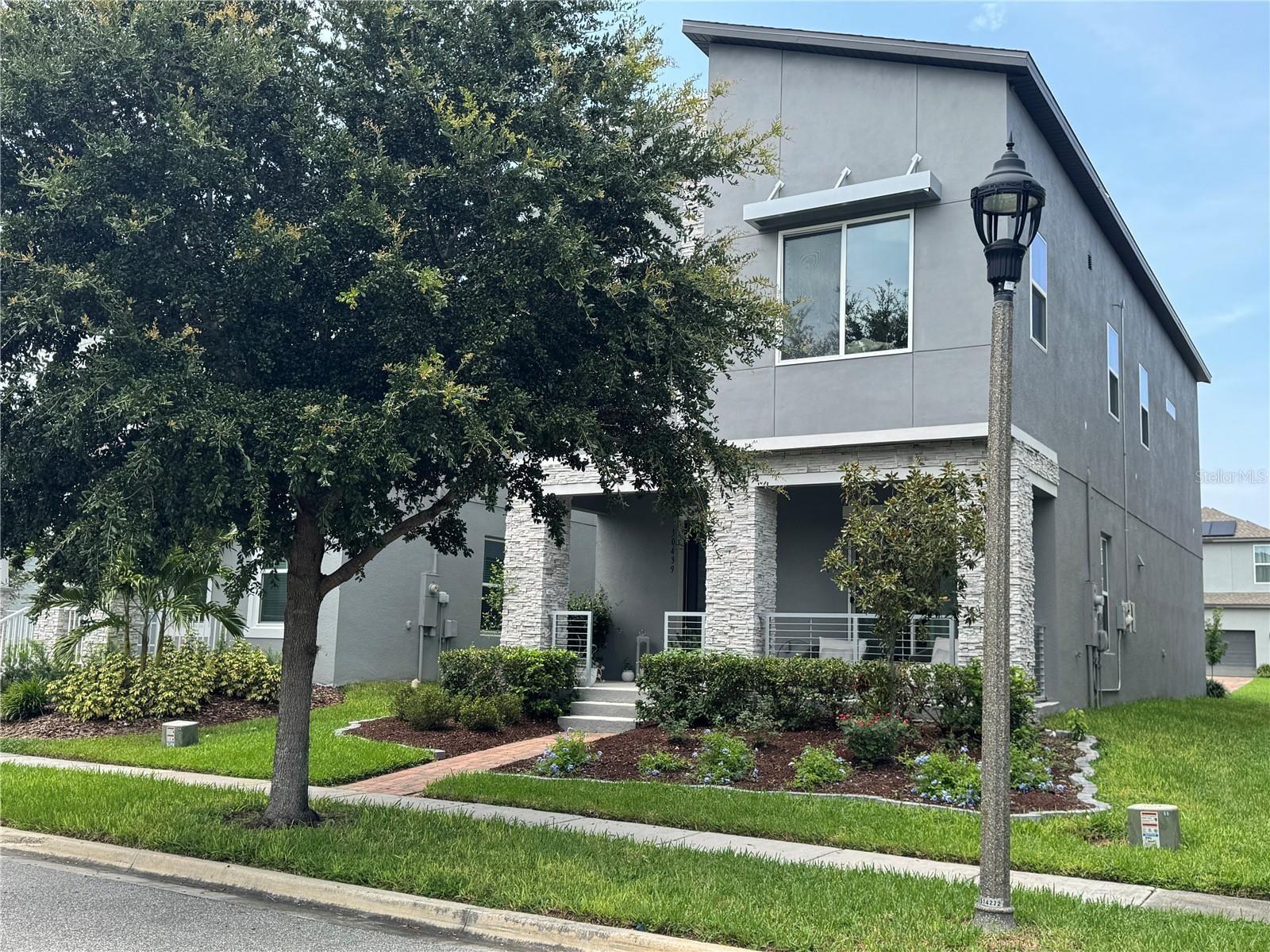 10439 Austrina Oak Loop