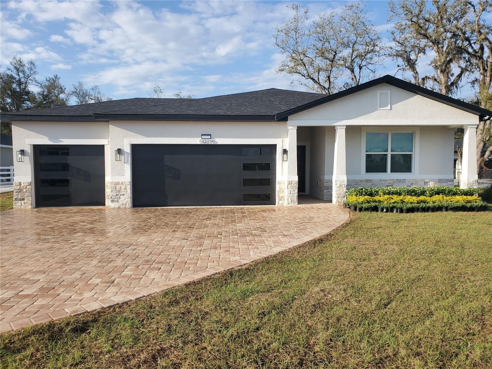 5039 County Road 547 N