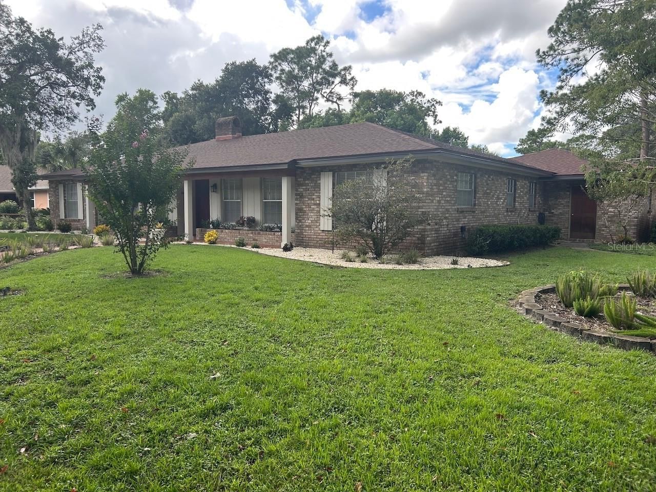 100 Palm Lake CT